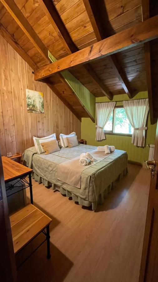 Hosteria Brisas Del Cerro Вилья-ла-Ангостура Экстерьер фото