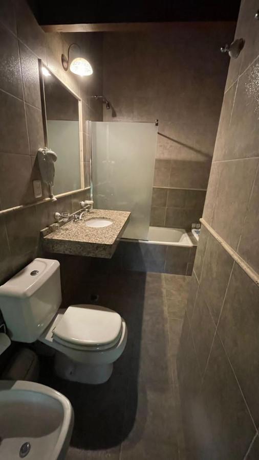 Hosteria Brisas Del Cerro Вилья-ла-Ангостура Экстерьер фото