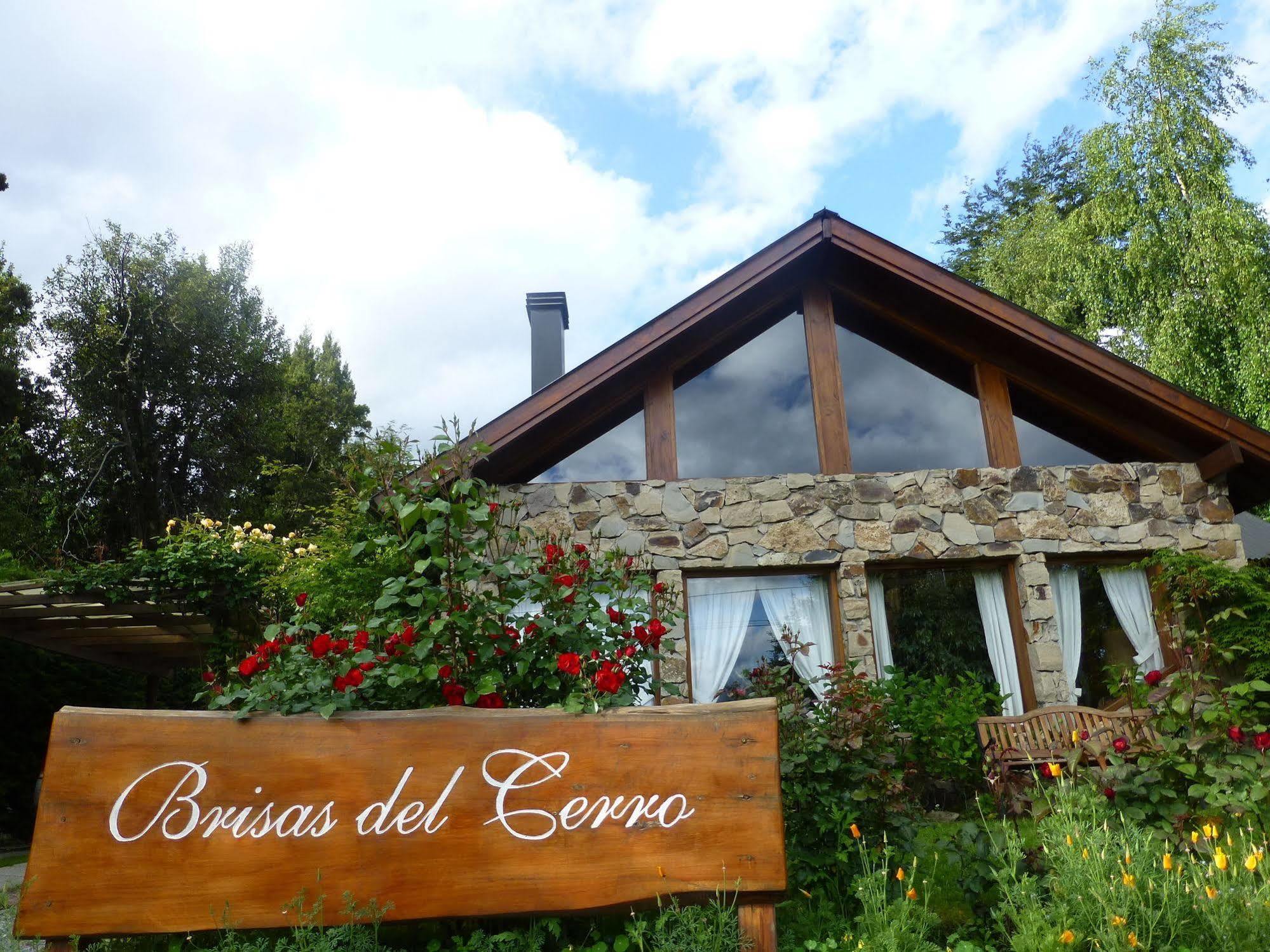 Hosteria Brisas Del Cerro Вилья-ла-Ангостура Экстерьер фото