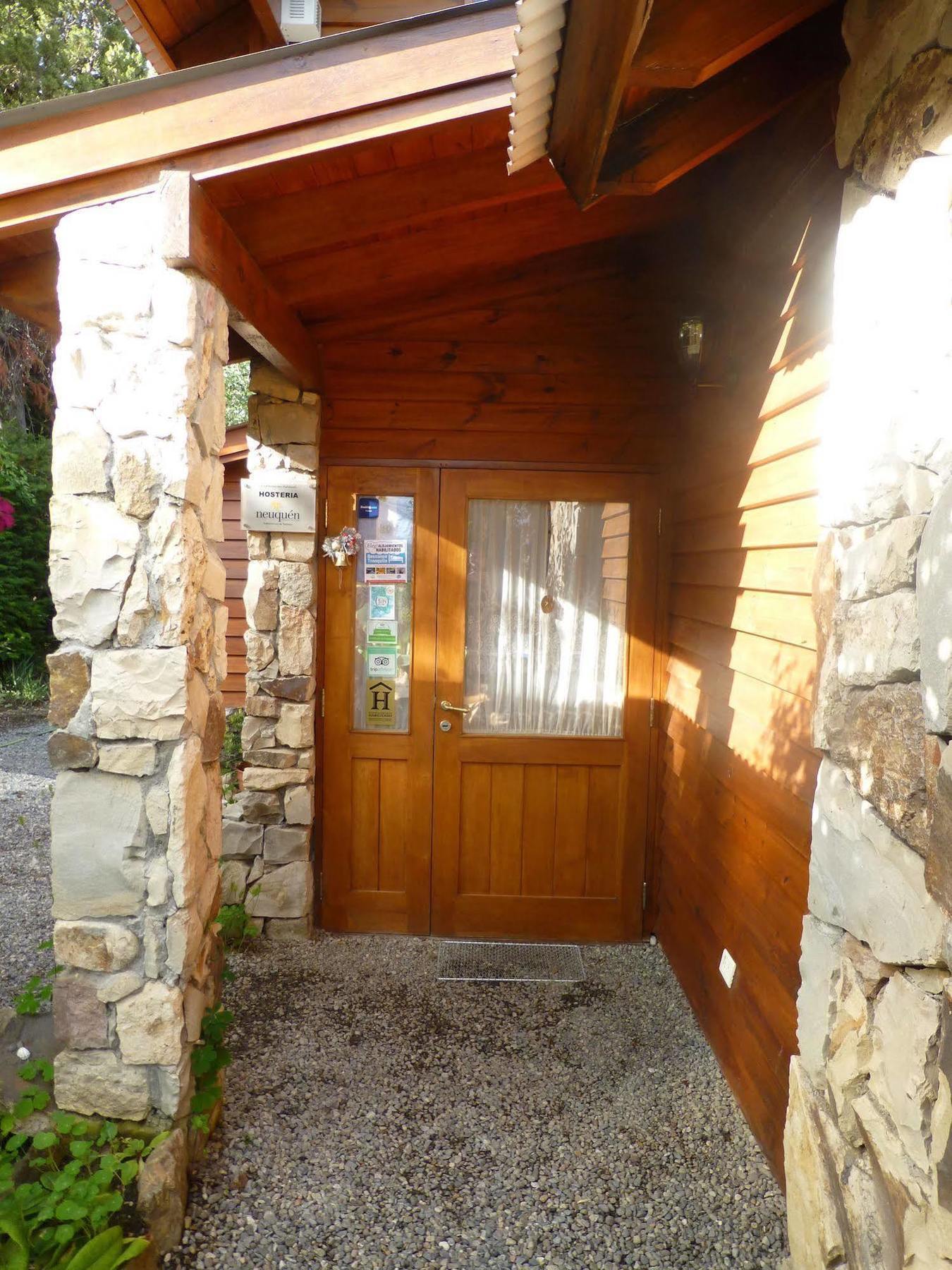 Hosteria Brisas Del Cerro Вилья-ла-Ангостура Экстерьер фото