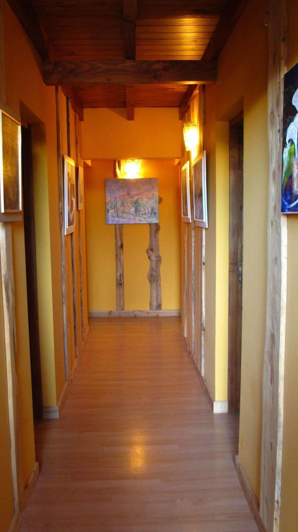 Hosteria Brisas Del Cerro Вилья-ла-Ангостура Экстерьер фото